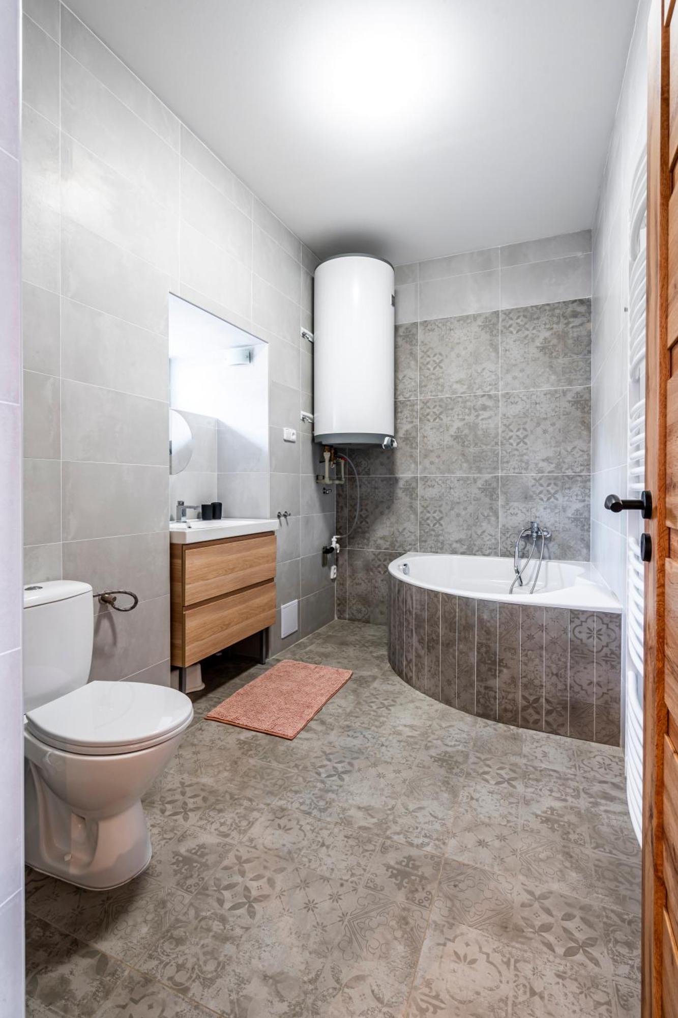 Dvur Dolenec Apartment Rohoznice  Exterior photo